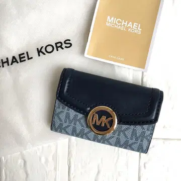 새상품 마이클코어스 MICHEAL KORS 시그니처 블루 키케이스