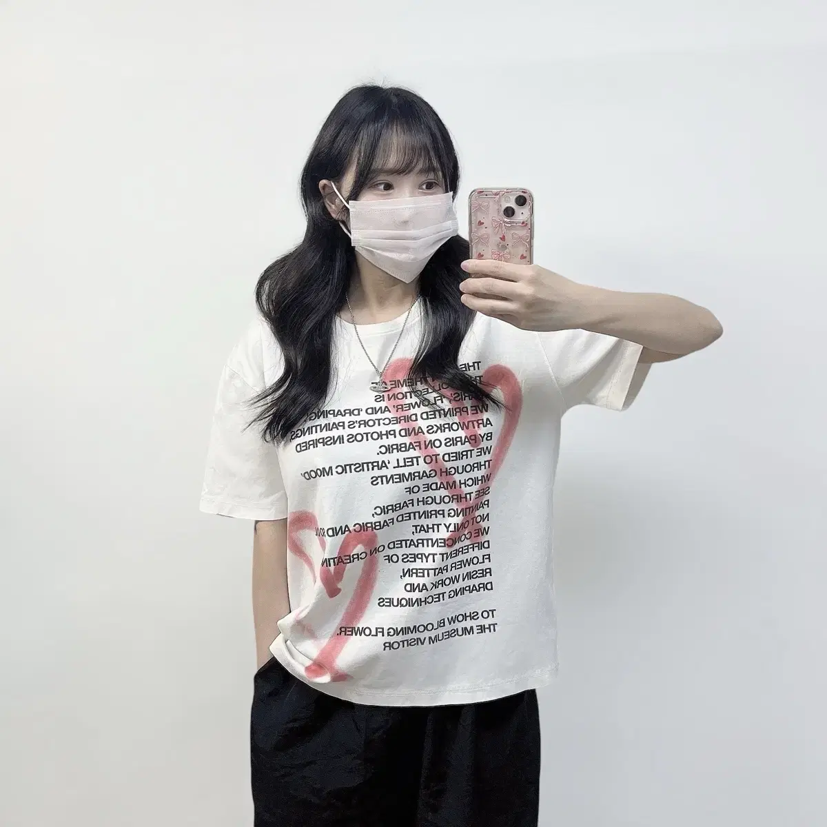 THE MUSEUM VISITOR★STRAWBERRY NETWORK T-SHIRT (WHITE) STRAWBERRY NETWORK T-SHIRT (WHITE) : THE MUSEUM VISITOR