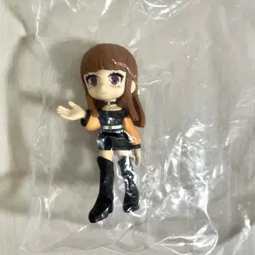 컬러풀 피치 카라피치 에토 부시로드 파르바스 피규어