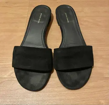MANSUR GAVRIEL 샌들