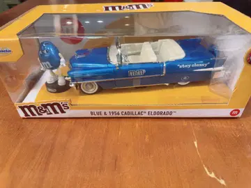 Jada Toys M&Ms 1956 캐딜락 엘도라도/블루 피규어