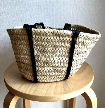 KECH LeS ESSENTIELS SLOBE IENA 카고 백