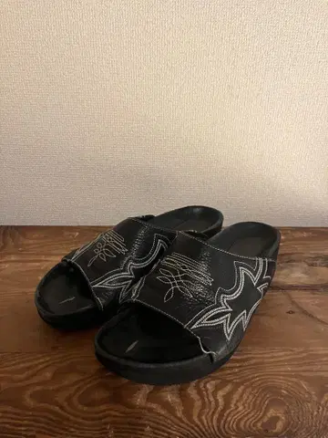 HIDETAKA MIYAGI 가죽 샌들