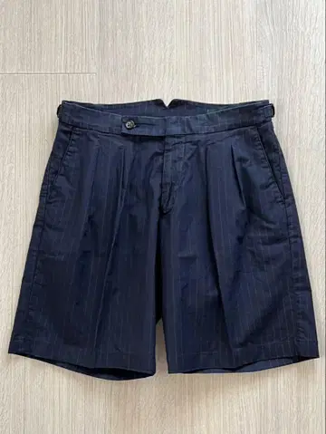 이탈리아제 벨비치 숏팬츠 사이즈 46