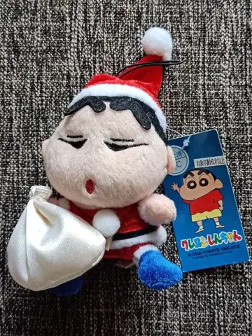 초레어! 크레용 신짱 산타 코스튬 봉제 인형