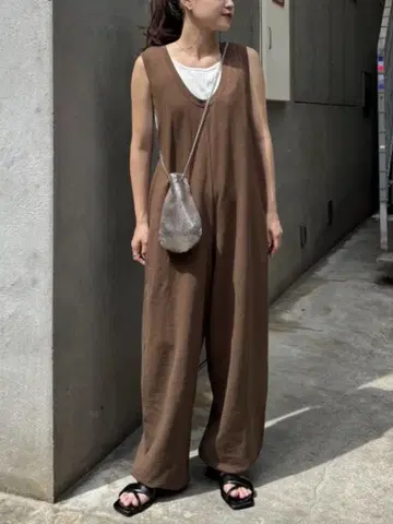 willow 슬라브 츄리 밑단 드로스트 올인원