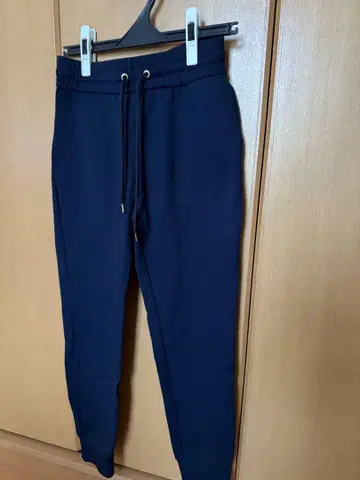 네이비 조거 팬츠