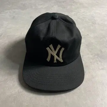 미사용 새상품 MONDAYSUCK YANKEES 캡 블랙 자수 로고
