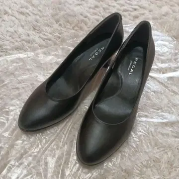 컨디션 최상 REGAL 펌프스 24.5cm 블랙 가죽 천연 가죽
