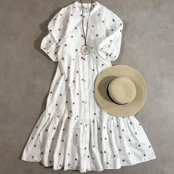 ZARA 자라 꽃무늬 자수 원피스 퍼프 슬리브 티어드 면 화이트