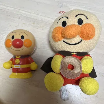 호빵맨 봉제 인형과 피규어 세트