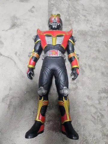 가면라이더 피규어 블랙 레드 금