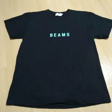 BEAMS 블랙 티셔츠 M 사이즈