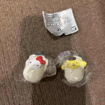 산리오 캐릭터즈 캡슐 토이 2개 세트