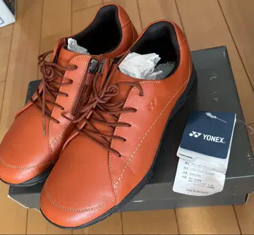 새상품 YONEX SHW-LC83 오렌지 22.5 워킹화