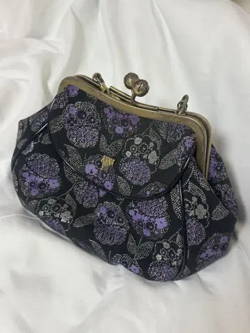 ANNA SUI 숄더백 나비 참 포함 가마구치
