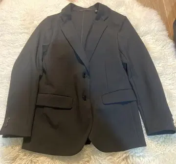유니클로 감동 자켓 릴랙스 핏 테일러드 블랙