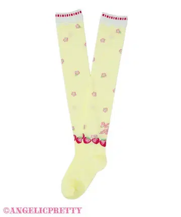 Little Bunny Strawberry 오버니