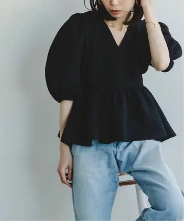 신상품 노블 [세탁 가능] 시어 노이즈 자카드 블라우스
