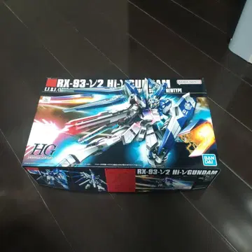 반다이 HG RX-93-V2 하이 건담