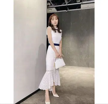 eimy 화이트 슬리브리스 원피스