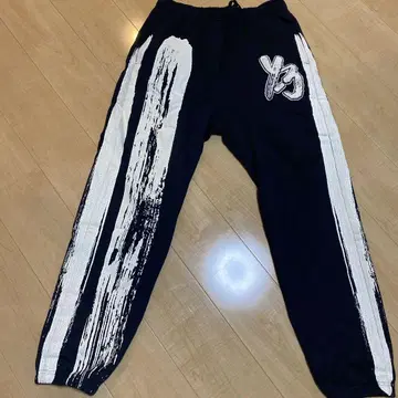 Y-3 쓰리 스트라이프 로고 맨투맨