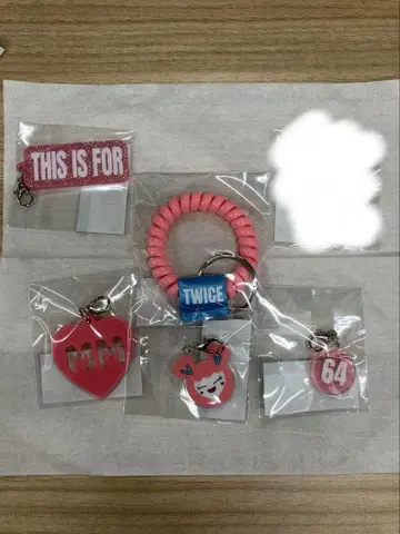 TWICE this is for 팝업 워크숍 허벅지 5종