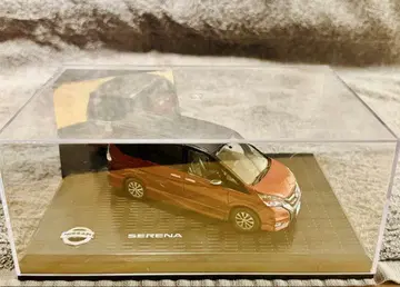 NISSAN SERENA C27 미니카 1/43 빨간색 교쇼