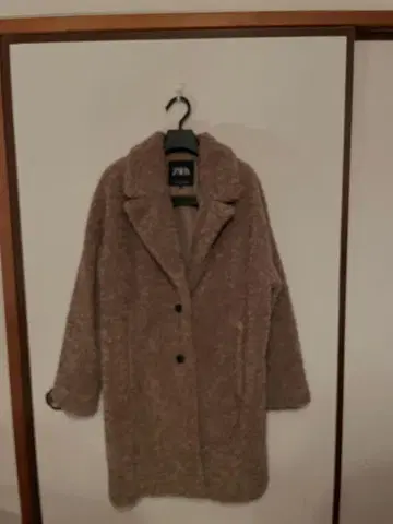 자라 플리스풍 롱 코트 베이지