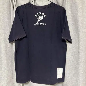 NEXUS ATHLETICS 네이비 티셔츠