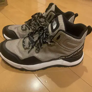 THE NORTH FACE 아웃도어 하이컷 신발 그레이/블랙