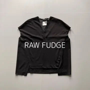 택 포함 RAW FUDGE V넥 프렌치 슬리브 티셔츠