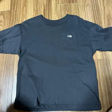 THE NORTH FACE 블랙 반팔 티셔츠