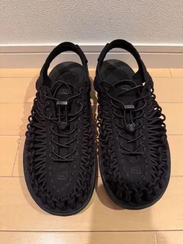 KEEN 유니크 블랙 28.5cm 박스 있음