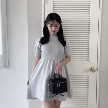 AnMILLE 퍼프 소매 미니 니트 OP
