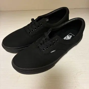 VANS 블랙 스니커즈