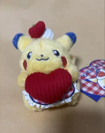 PIKACHU DINER 하트 마스코트 피카츄 다이너