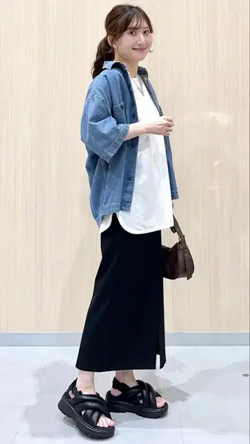 지유 볼륨 밑창 퍼프 스포츠 샌들