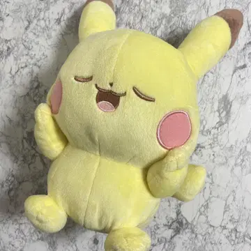 포켓피스 제일복권 A상 피카츄 봉제 인형