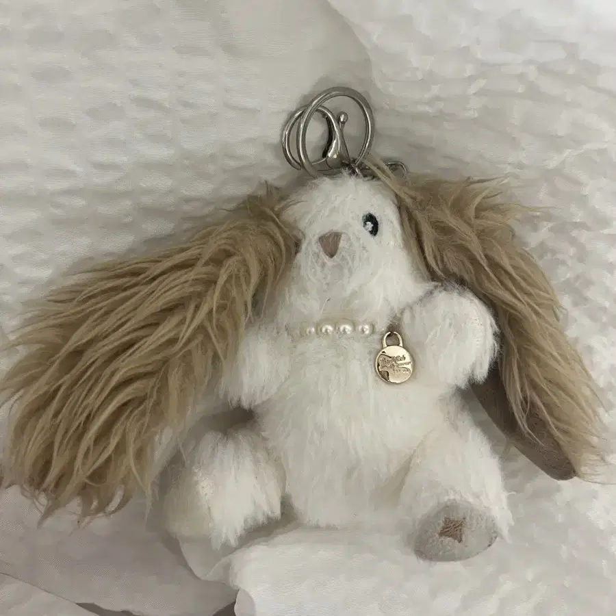 GLOWNY | 글로니 Glowny Beige Hug Me Teddy Key Ring, Unused