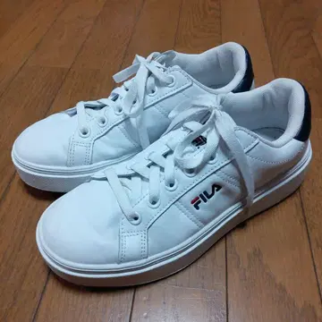 휠라 스니커즈 25cm