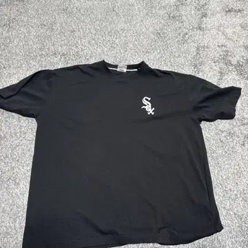 MLB 블랙 티셔츠 L 사이즈