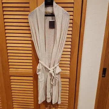 새상품 내추럴 빈티지 고어 롱 베스트 벨트 아이보리