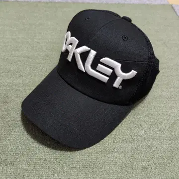 오클리 블랙 캡 골프