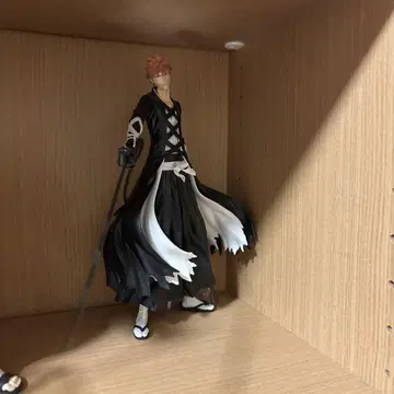 BLEACH maximatic 쿠로사키 이치고 피규어