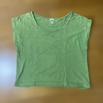 룰즈 피프스 슬리브리스 탑