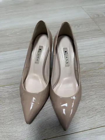 Diana 베이지 하이힐 23cm