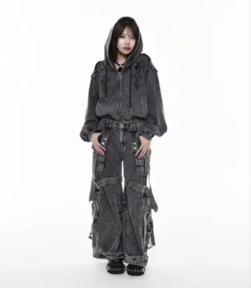 REFLEM 그레이 후드 부착 지퍼 후드티