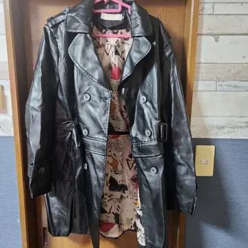 Dancing Queen 블랙 트렌치코트