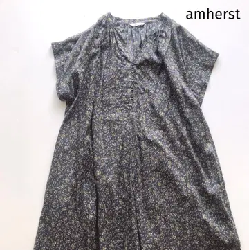 새상품급 amherst 원피스 작은 꽃